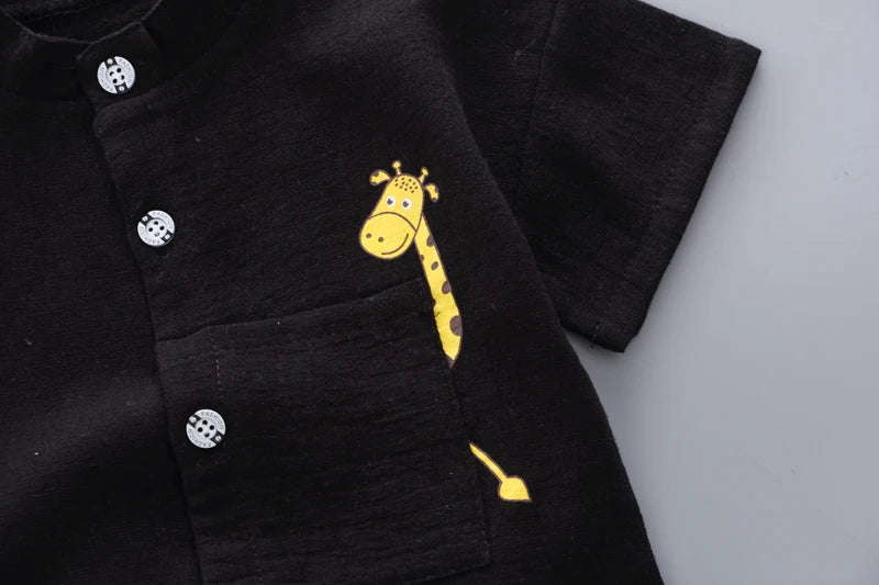 Cute Giraffe Two-Piece Summer Outfit for Little Boys