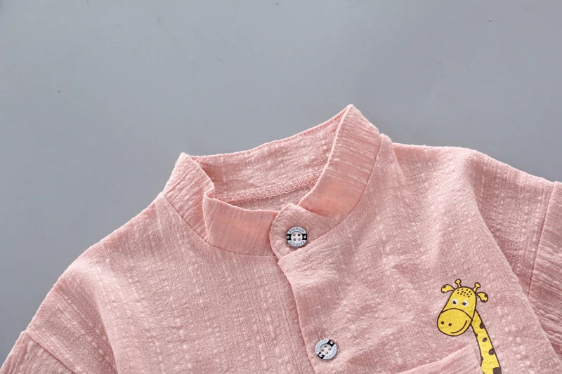 Cute Giraffe Two-Piece Summer Outfit for Little Boys