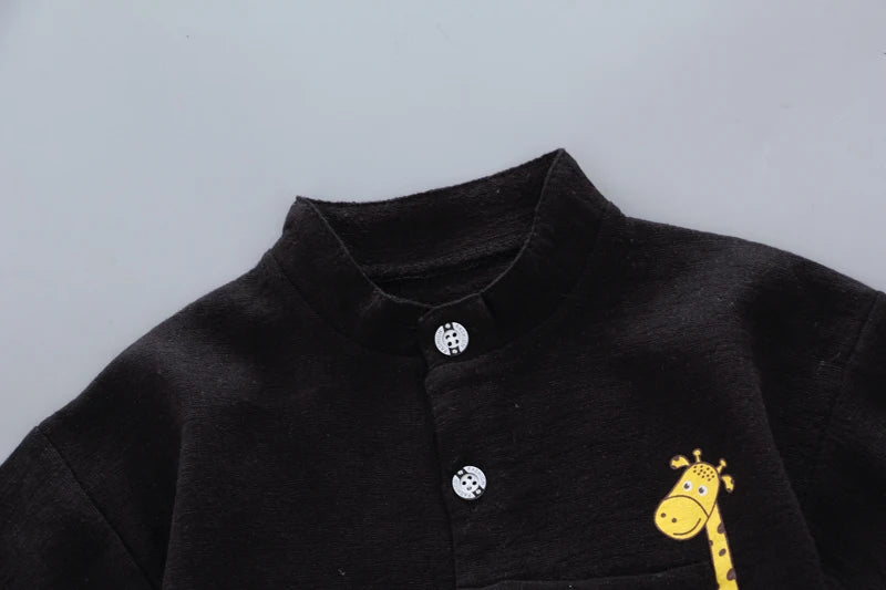 Cute Giraffe Two-Piece Summer Outfit for Little Boys